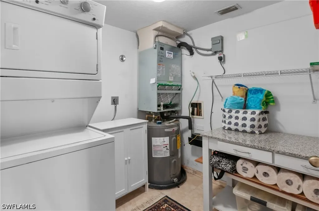 515 Gabriel Circle Naples FL 34104