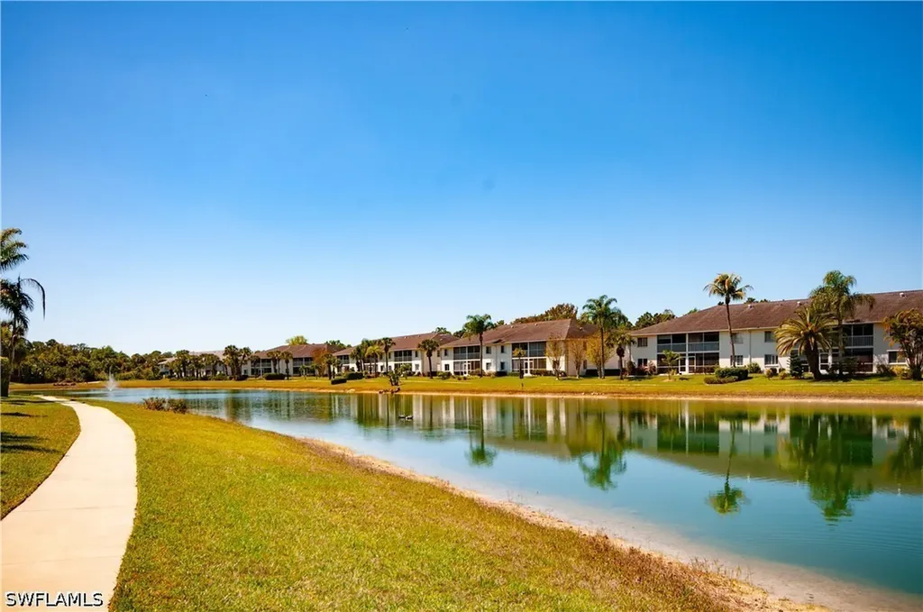 515 Gabriel Circle Naples FL 34104