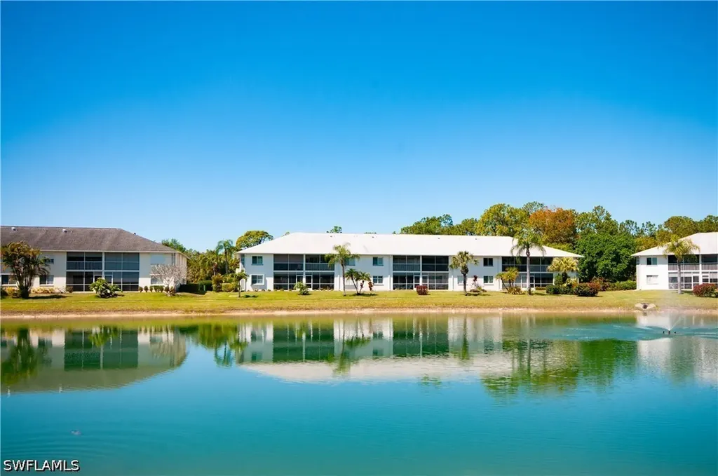 515 Gabriel Circle Naples FL 34104