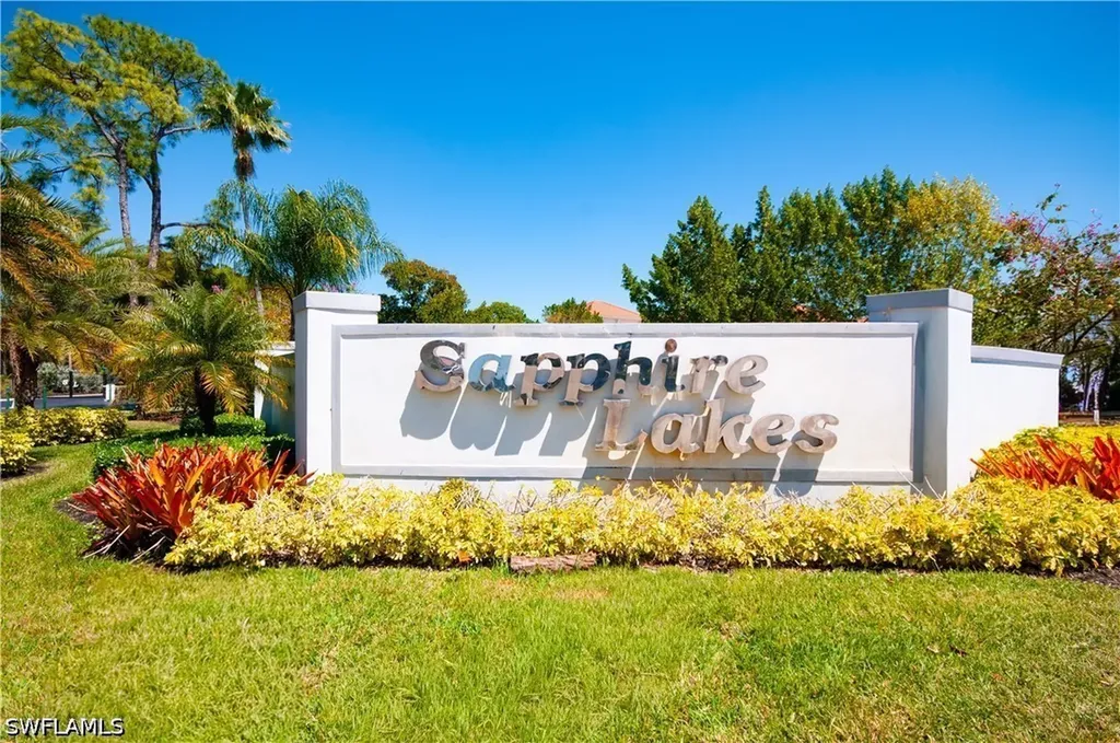 515 Gabriel Circle Naples FL 34104