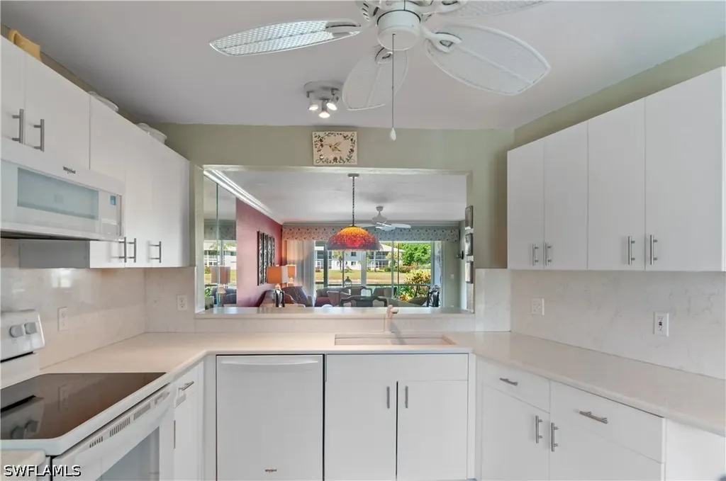 515 Gabriel Circle Naples FL 34104