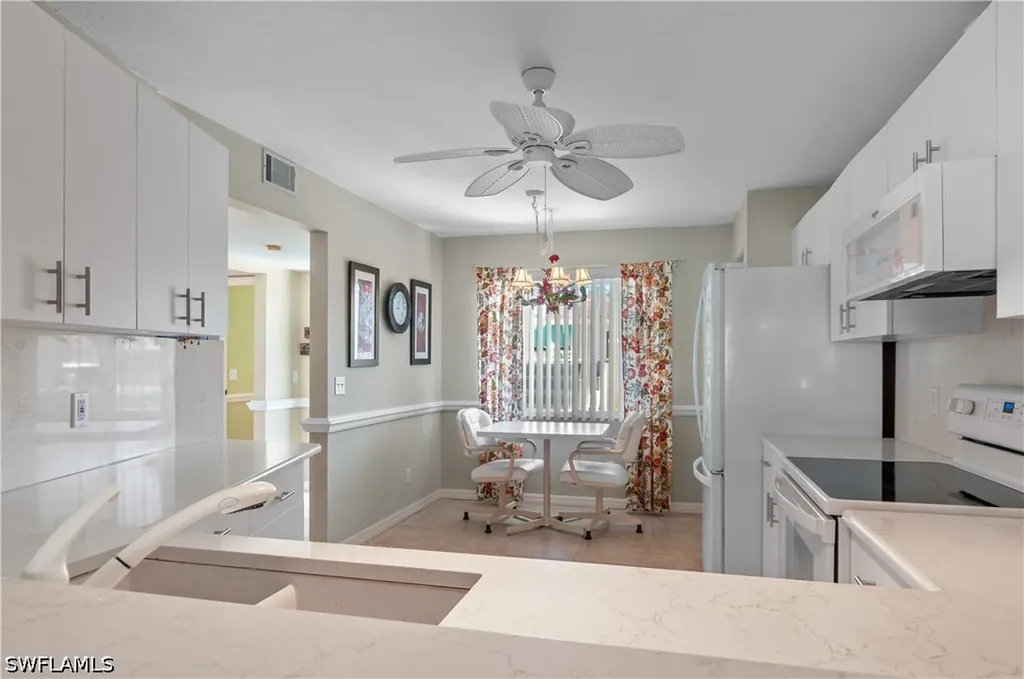 515 Gabriel Circle Naples FL 34104