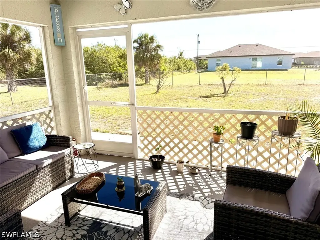 843 Nyasa Avenue Fort Myers FL 33913