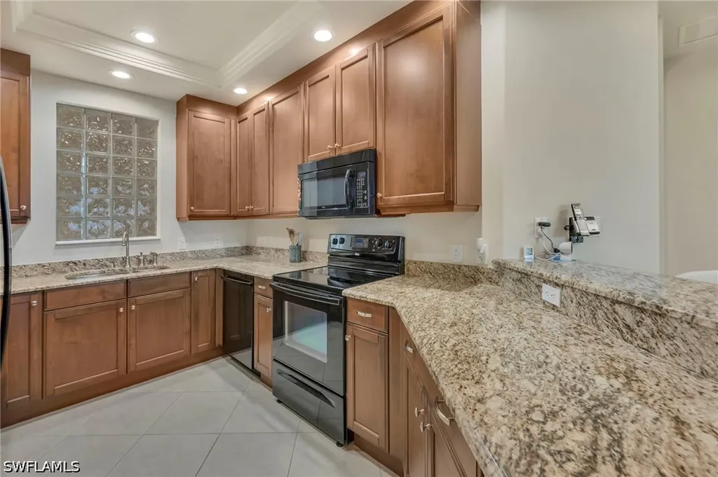 580 El Camino Real Naples FL 34119