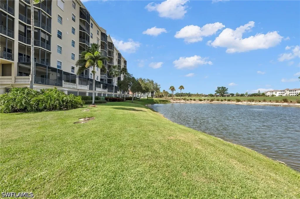 580 El Camino Real Naples FL 34119