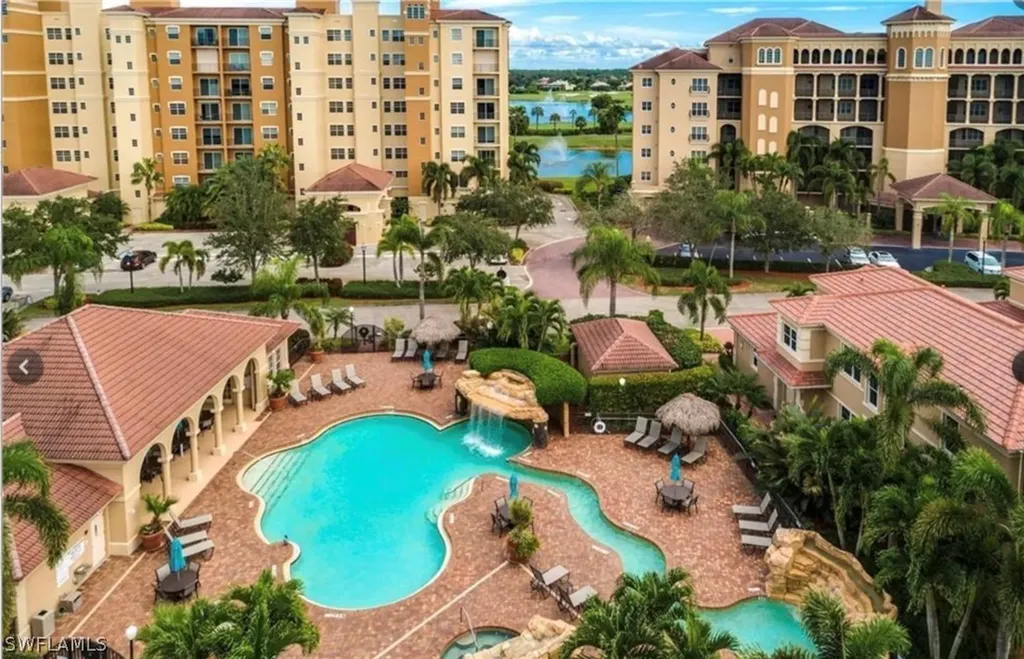 580 El Camino Real Naples FL 34119