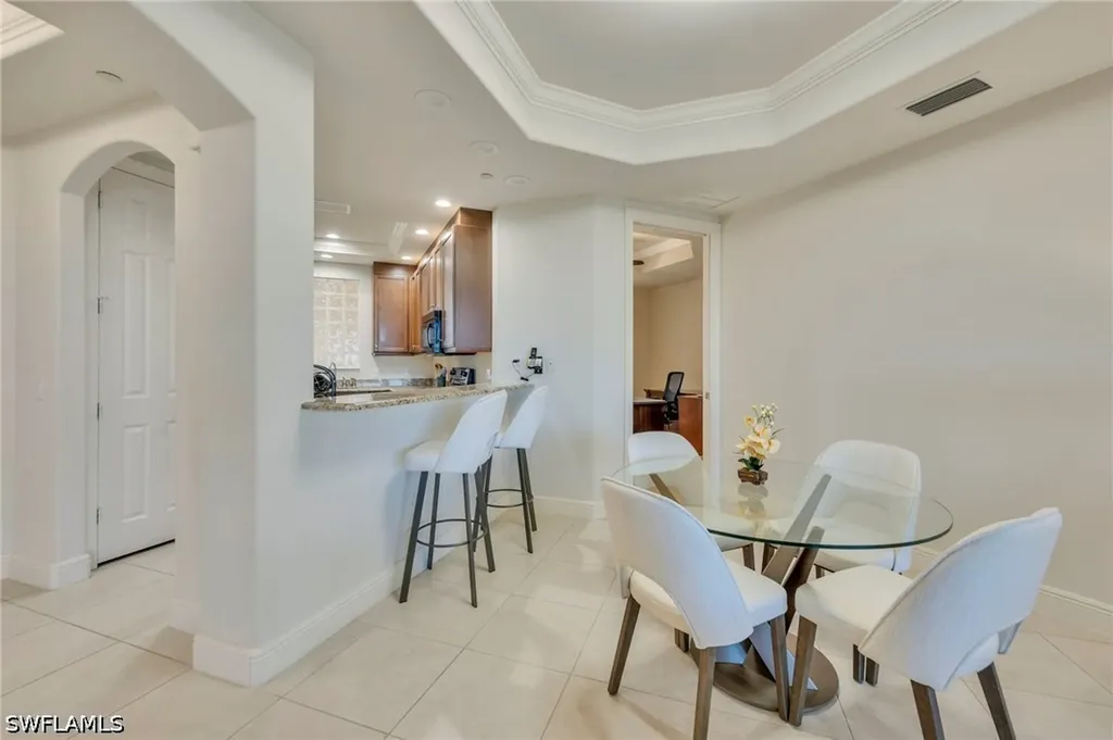 580 El Camino Real Naples FL 34119