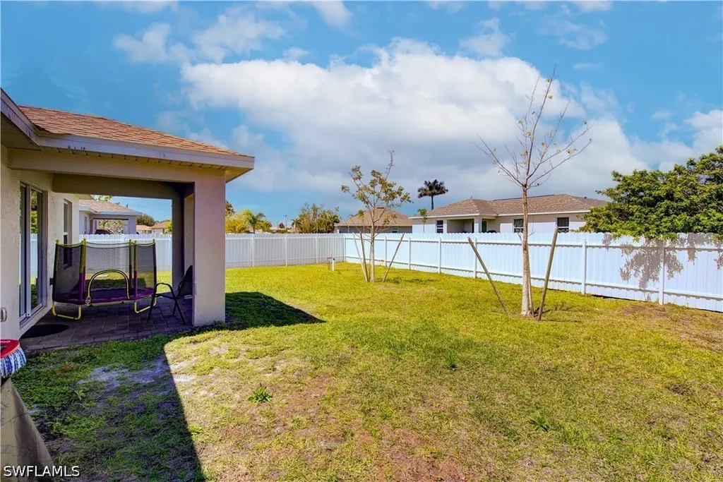 2017 NE 39th Terrace Cape Coral FL 33909