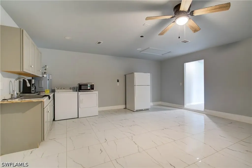 2017 NE 39th Terrace Cape Coral FL 33909