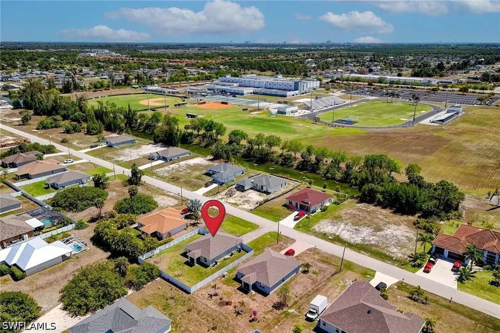 2017 NE 39th Terrace Cape Coral FL 33909