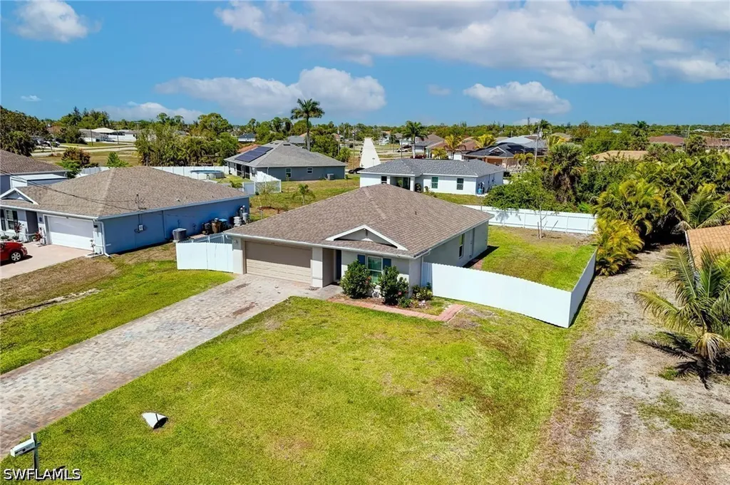 2017 NE 39th Terrace Cape Coral FL 33909