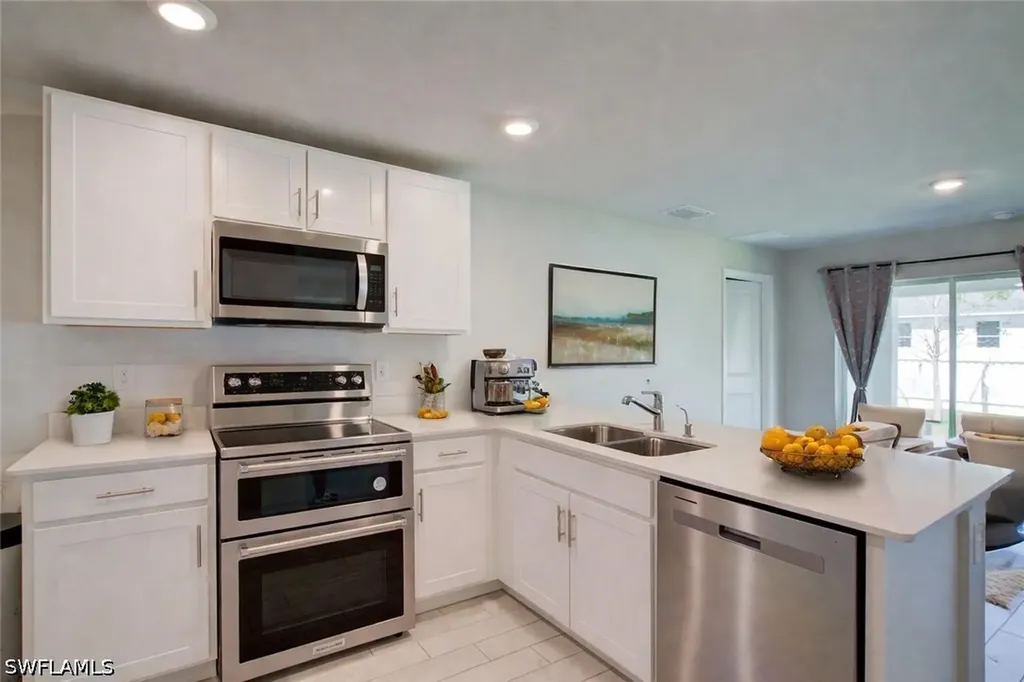2017 NE 39th Terrace Cape Coral FL 33909