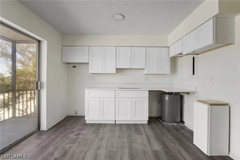 1560 Colonial Boulevard Fort Myers FL 33907