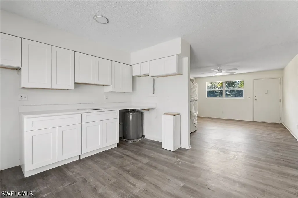 1560 Colonial Boulevard Fort Myers FL 33907