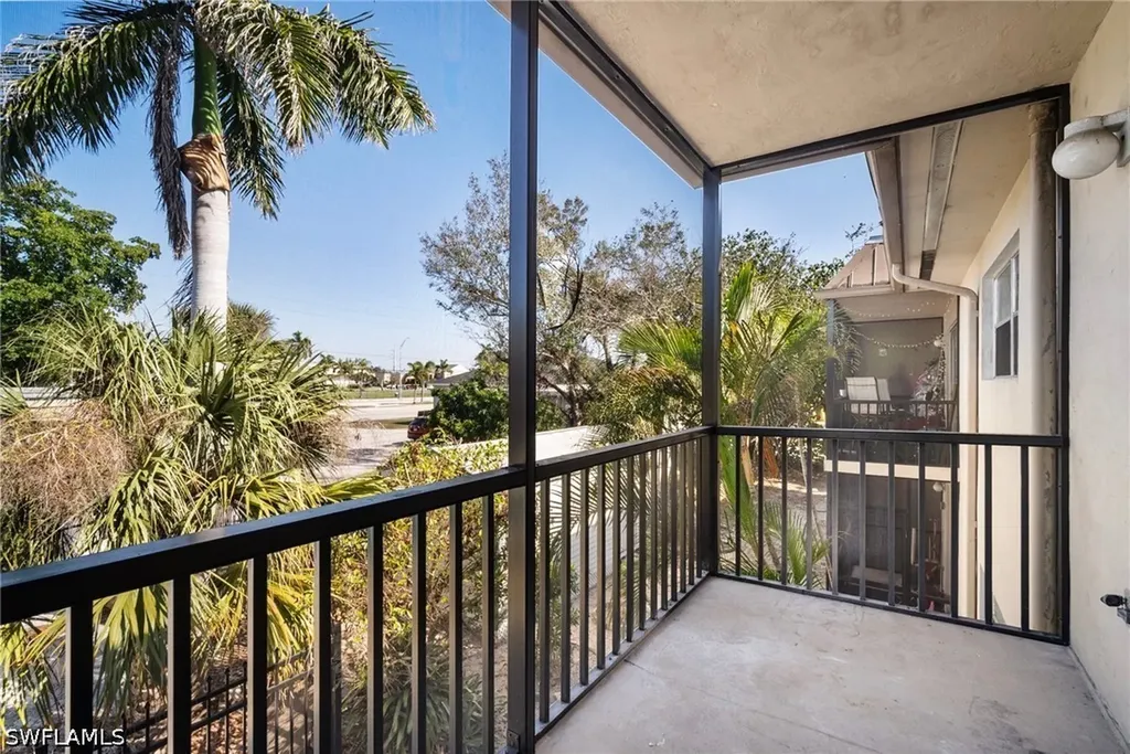 1560 Colonial Boulevard Fort Myers FL 33907