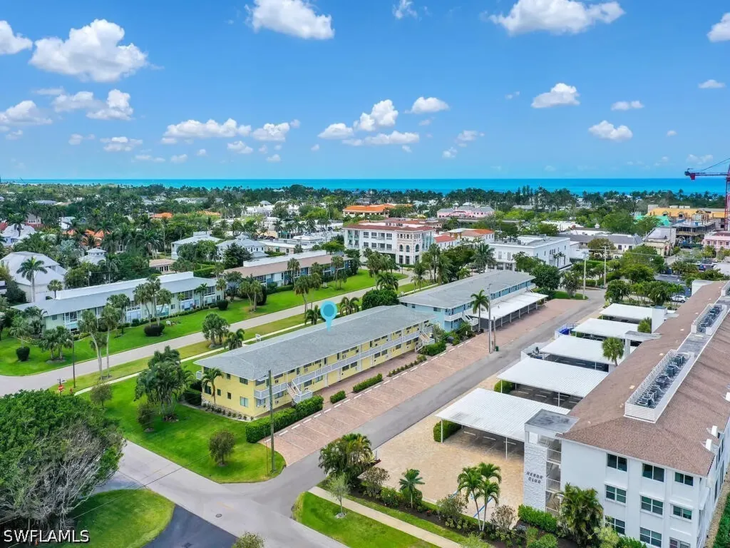 473 12th Avenue S Naples FL 34102