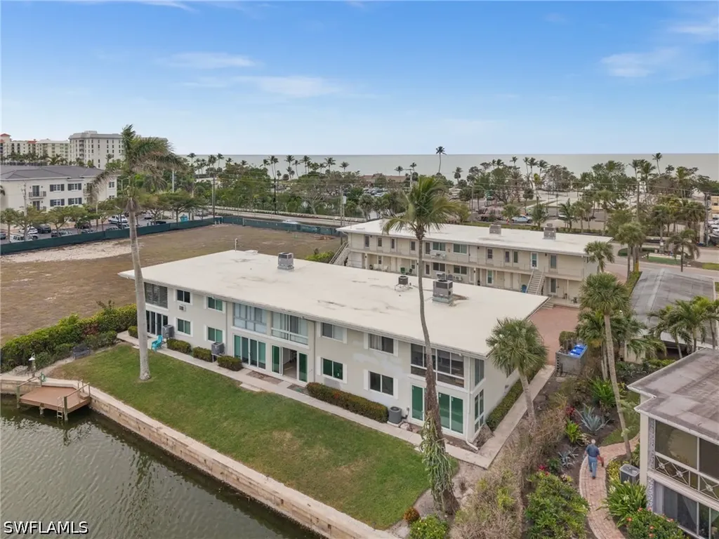 1550 Gulf Shore Boulevard N Naples FL 34102