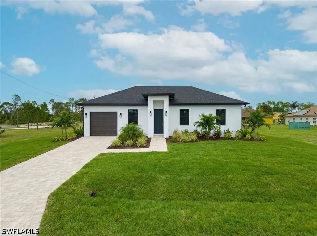 1211 Delores Street E Lehigh Acres FL 33974