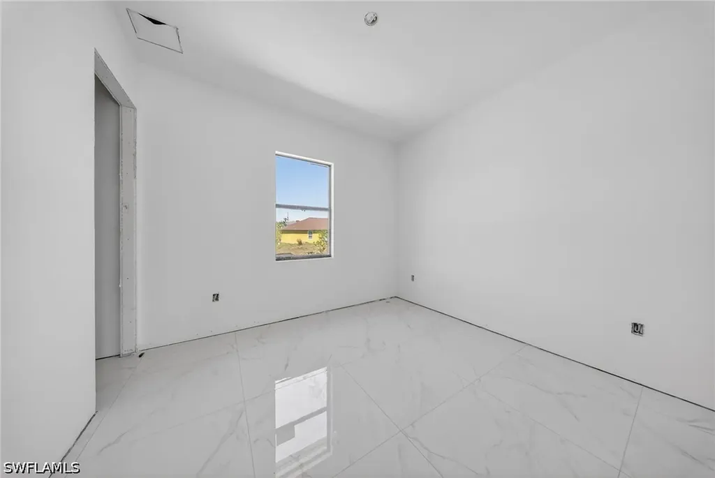 1211 Delores Street E Lehigh Acres FL 33974