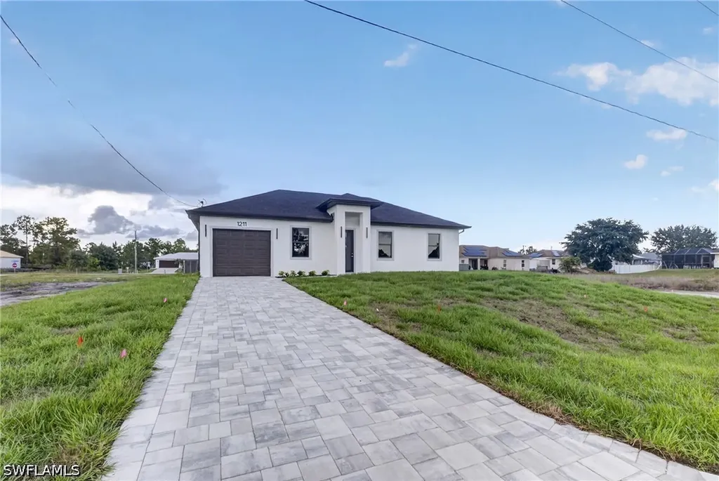 1211 Delores Street E Lehigh Acres FL 33974