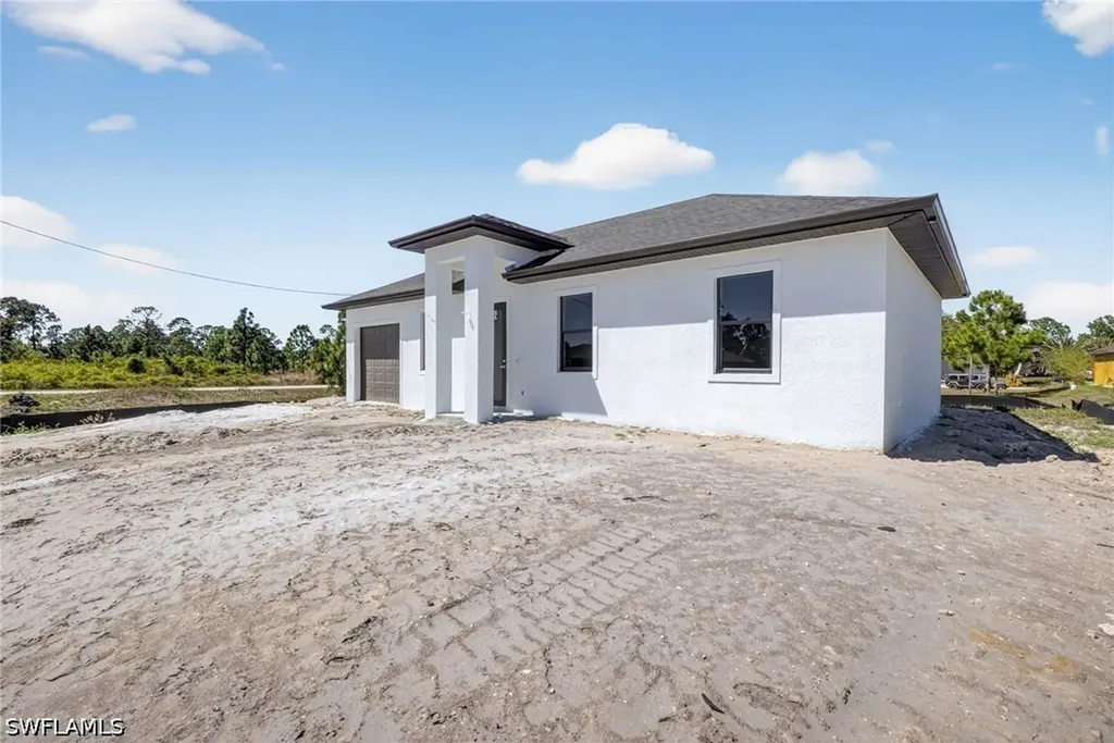 1211 Delores Street E Lehigh Acres FL 33974