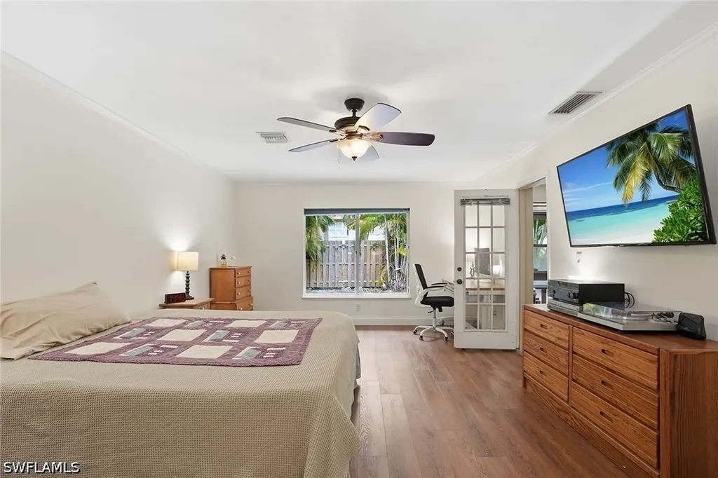 4581 Chippendale Drive Naples FL 34112