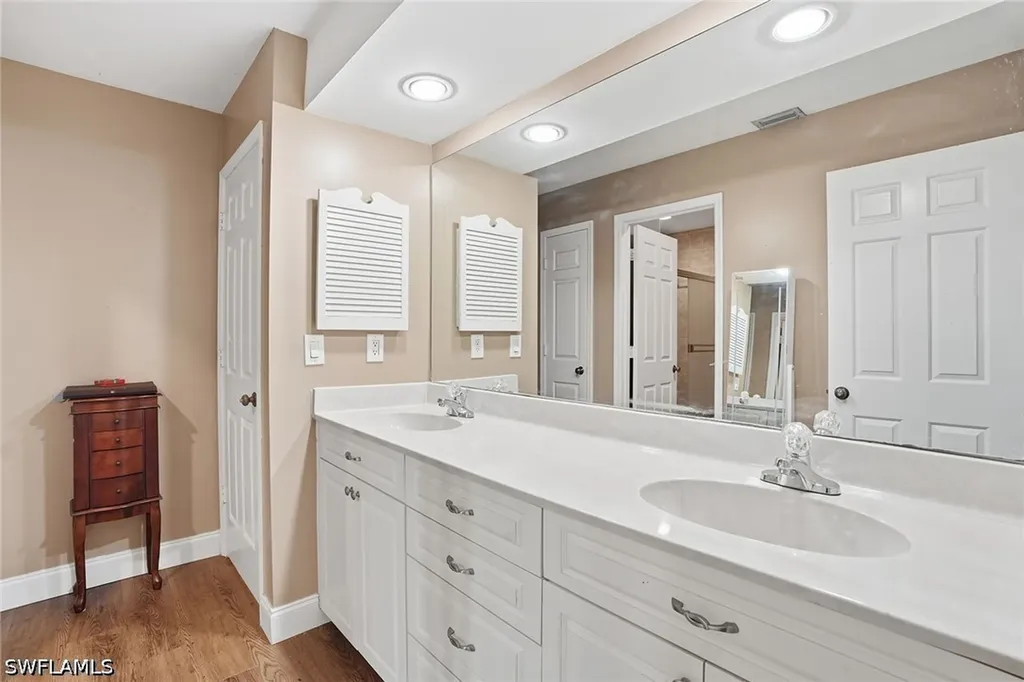 4581 Chippendale Drive Naples FL 34112