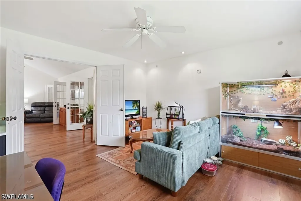 4581 Chippendale Drive Naples FL 34112