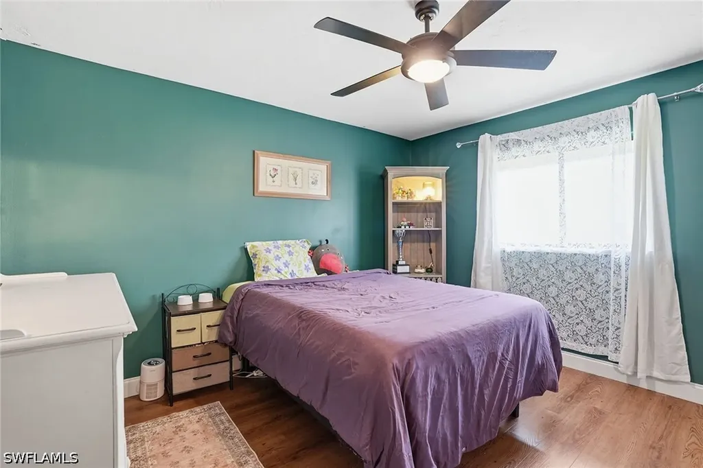 4581 Chippendale Drive Naples FL 34112