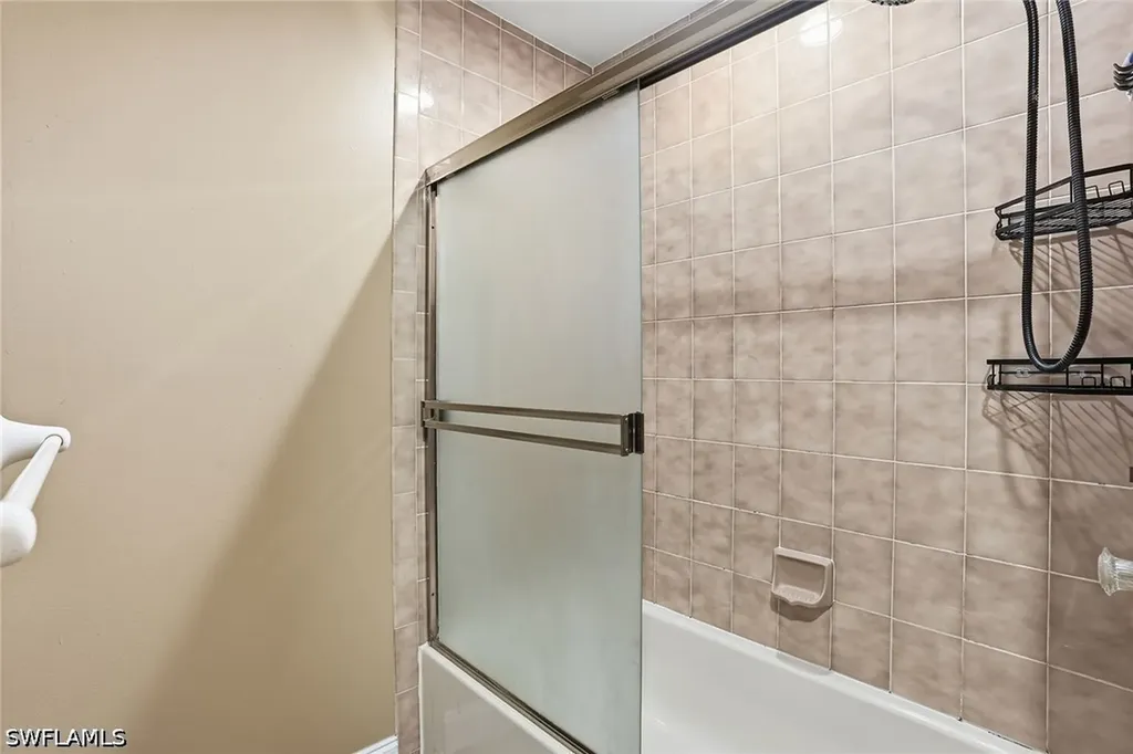 4581 Chippendale Drive Naples FL 34112