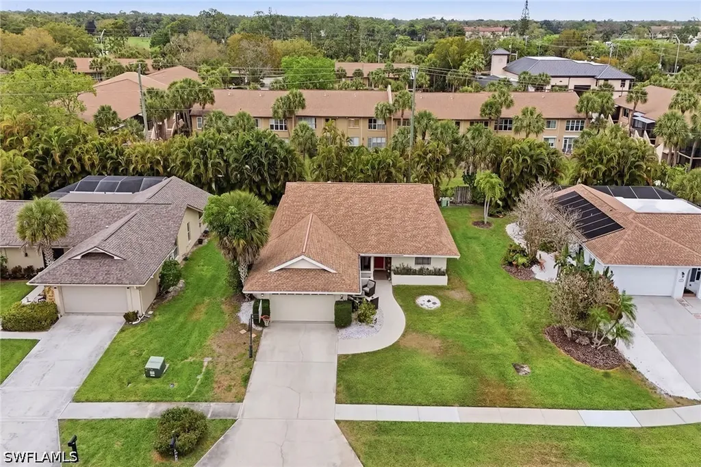 4581 Chippendale Drive Naples FL 34112