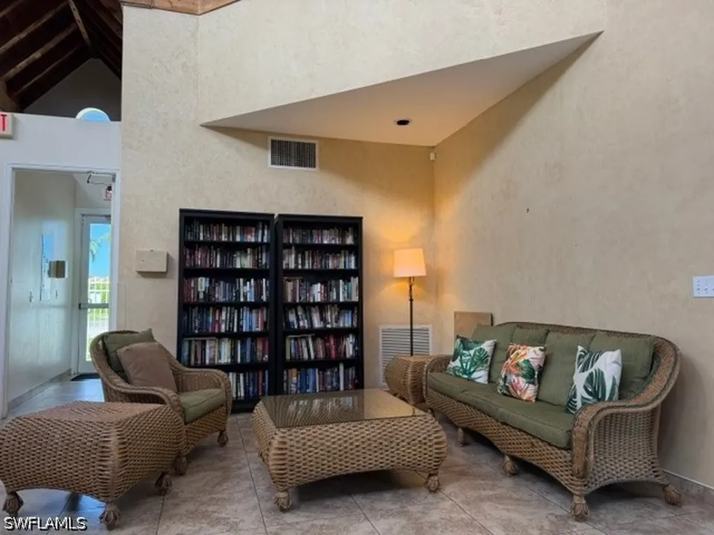 7725 Jewel Lane Naples FL 34109