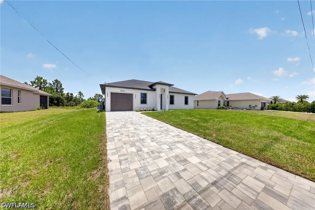 1213 Dodwin Street E Lehigh Acres FL 33974