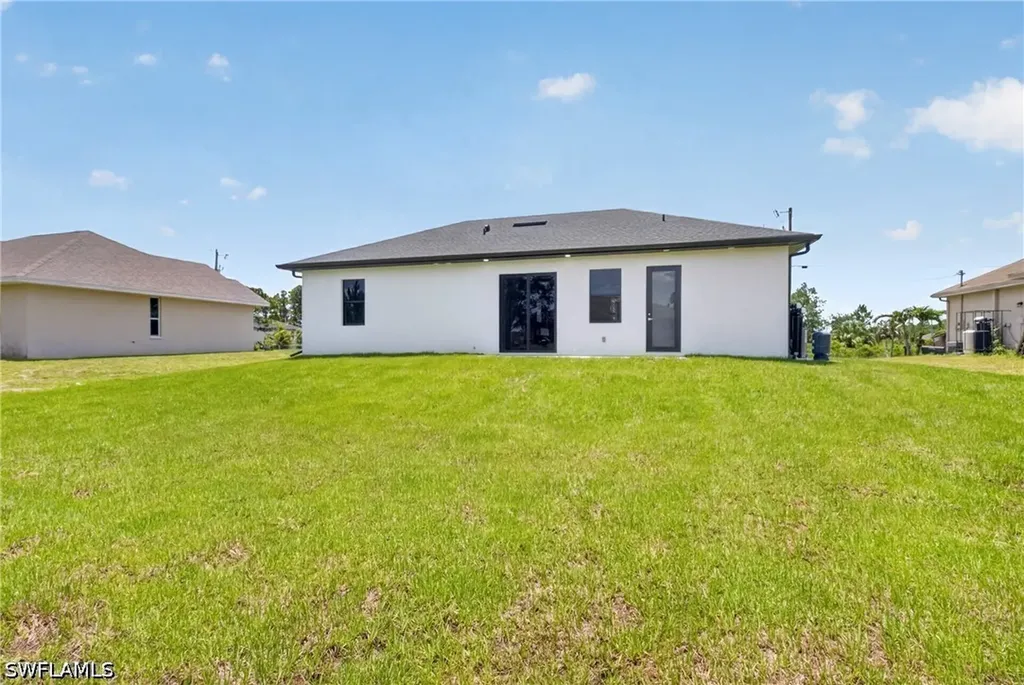 1213 Dodwin Street E Lehigh Acres FL 33974