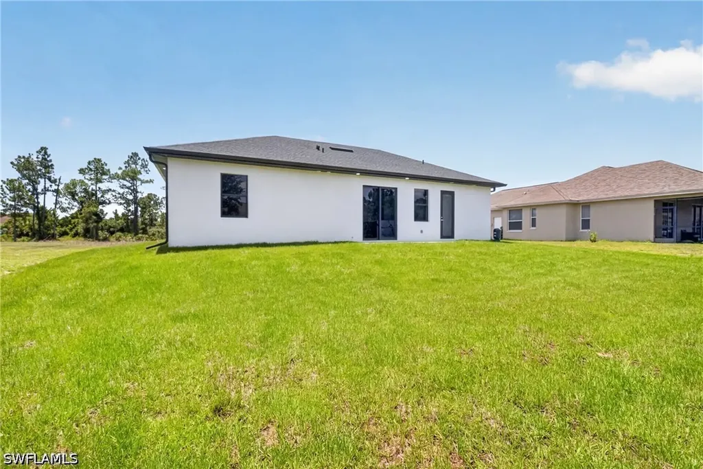 1213 Dodwin Street E Lehigh Acres FL 33974