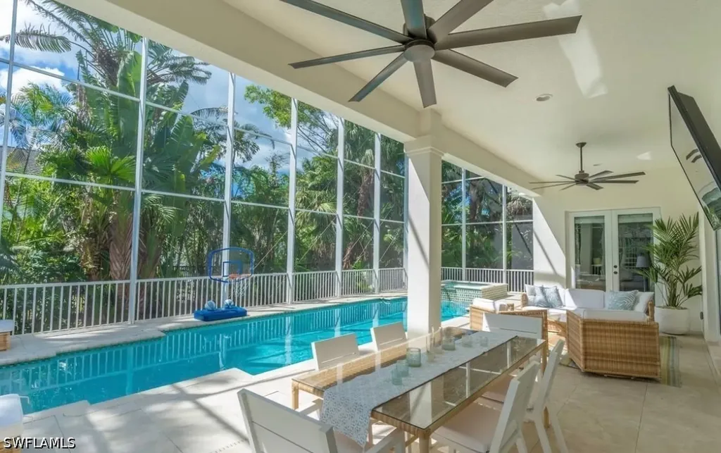 428 Rudder Road Naples FL 34102