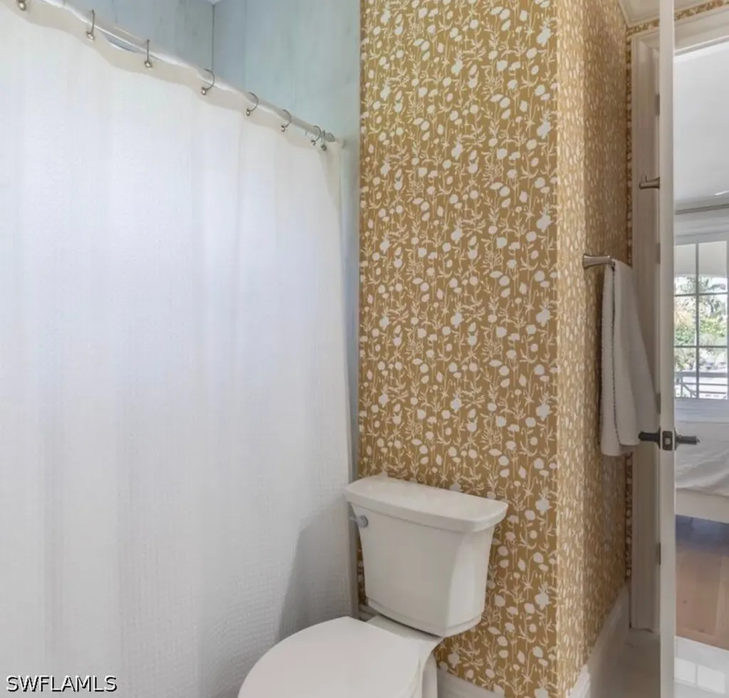 428 Rudder Road Naples FL 34102