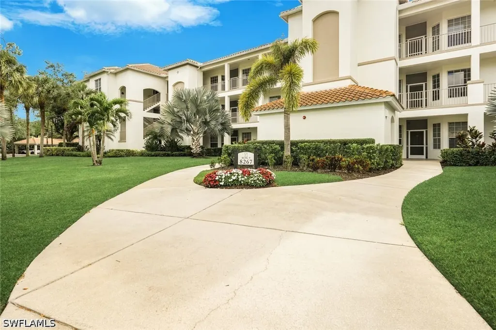 8267 Parkstone Place Naples FL 34120