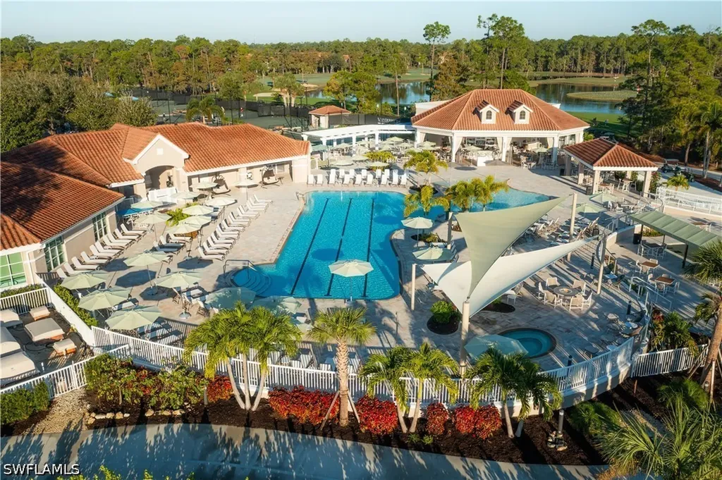 8267 Parkstone Place Naples FL 34120