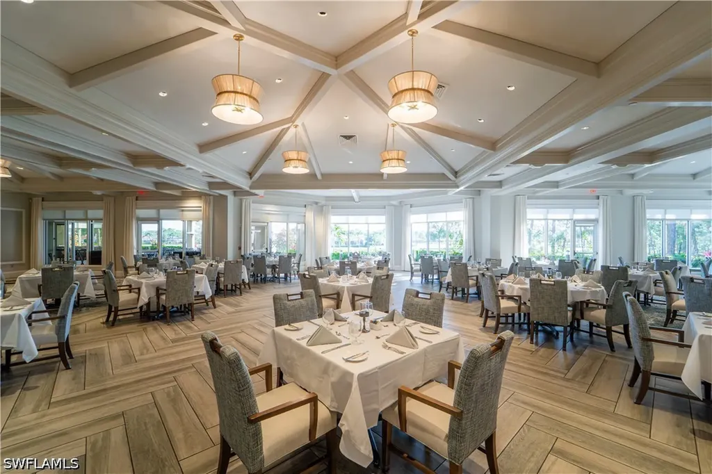 8267 Parkstone Place Naples FL 34120