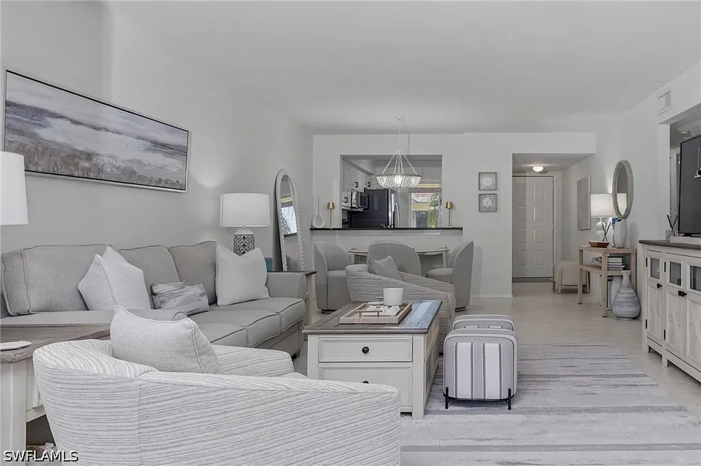 1001 Foxfire Lane Naples FL 34104