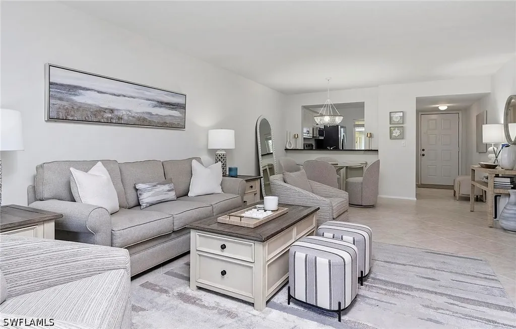 1001 Foxfire Lane Naples FL 34104