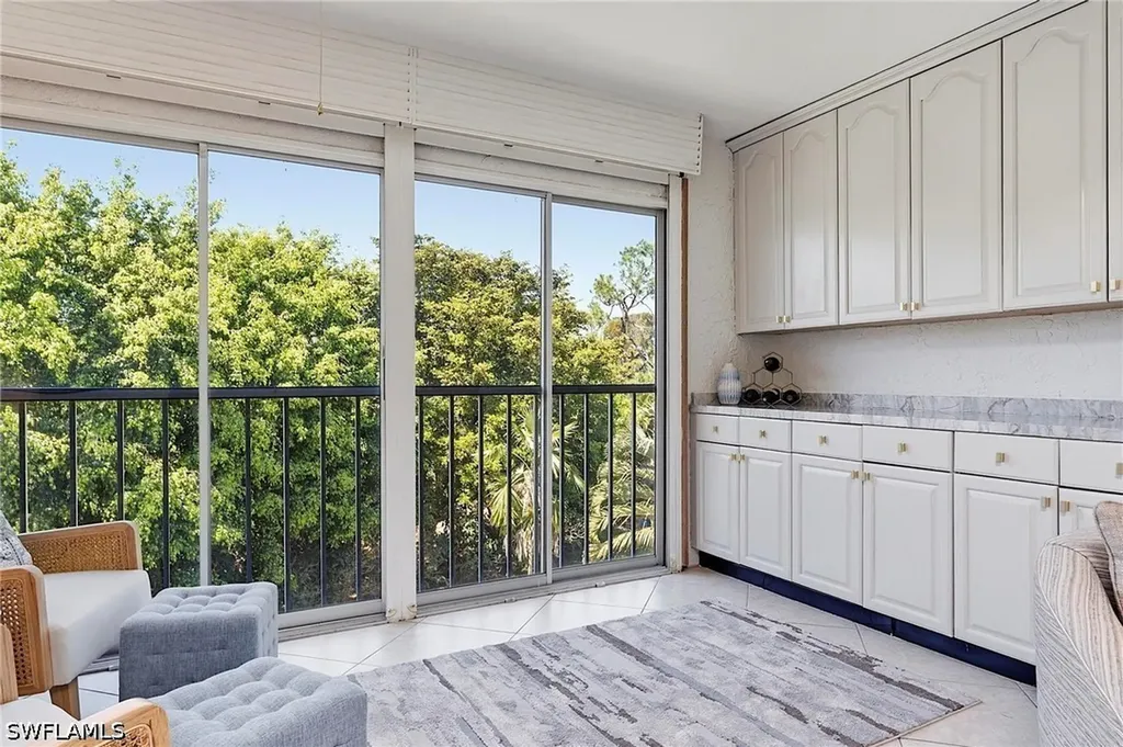 1001 Foxfire Lane Naples FL 34104