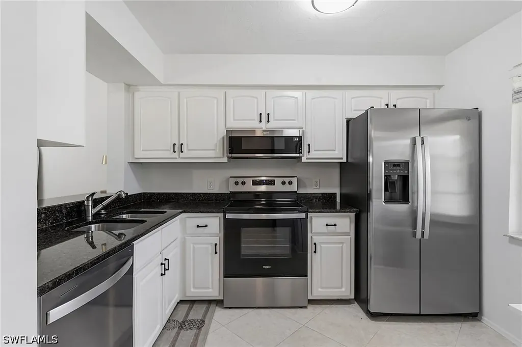 1001 Foxfire Lane Naples FL 34104