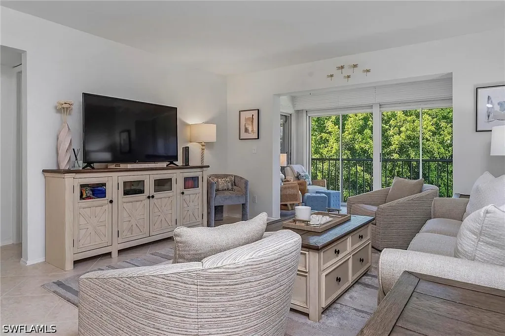 1001 Foxfire Lane Naples FL 34104