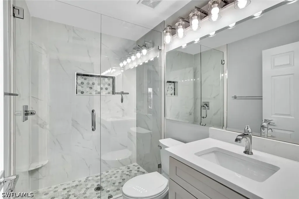 16143 Parque Lane Naples FL 34110