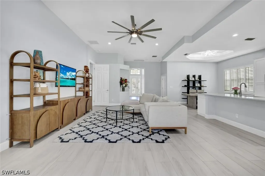 16143 Parque Lane Naples FL 34110
