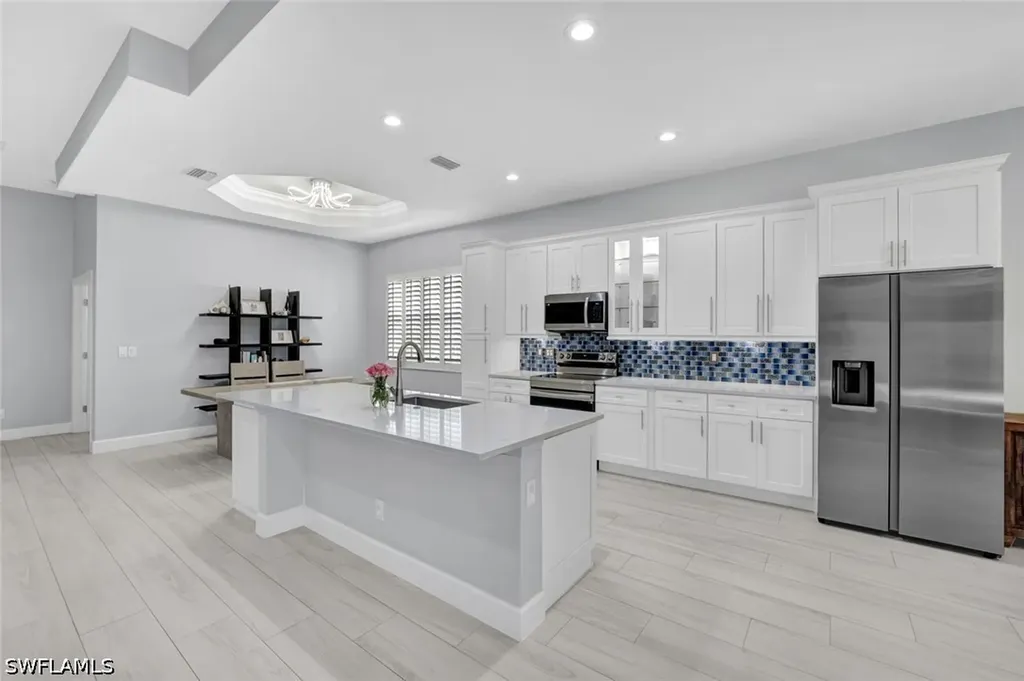 16143 Parque Lane Naples FL 34110