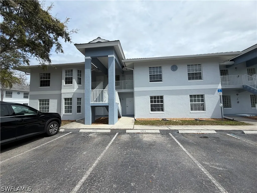 8408 Bernwood Cove Loop Fort Myers FL 33966