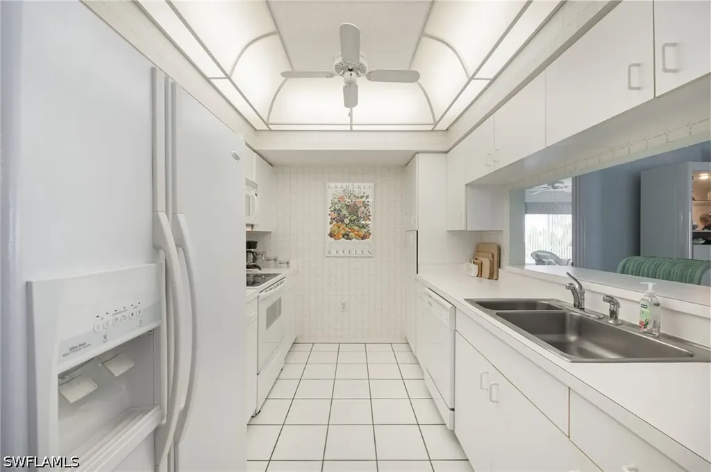760 Willowbrook Drive Naples FL 34108